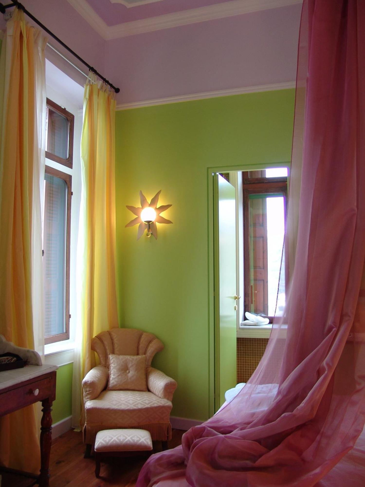 Vogiatzopoulou Guesthouse Agios Georgios Nilias Quarto foto