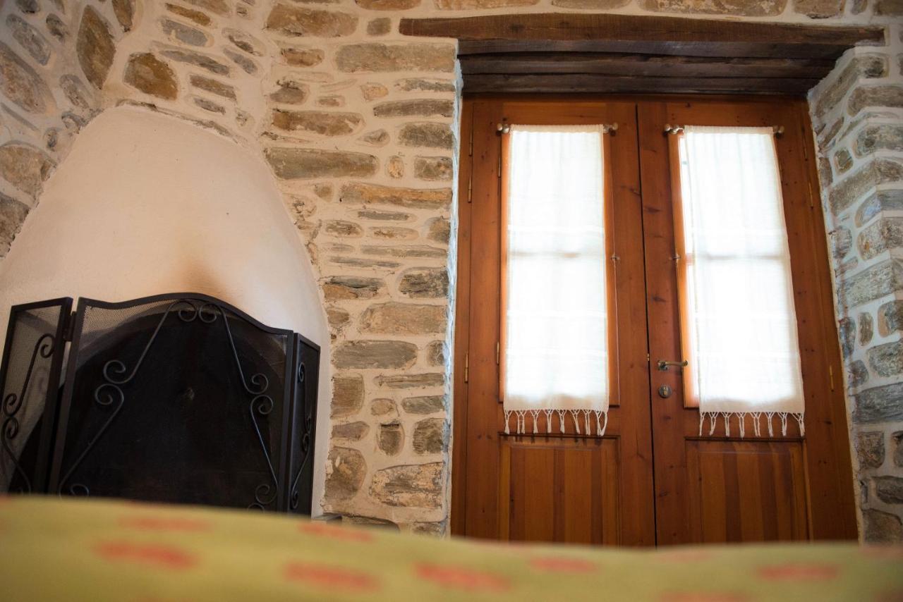 Vogiatzopoulou Guesthouse Agios Georgios Nilias Quarto foto